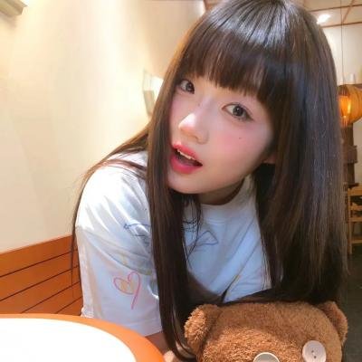 只在那里发光